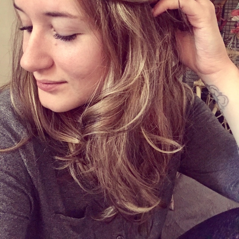 Meet your Posher, Elizabeth